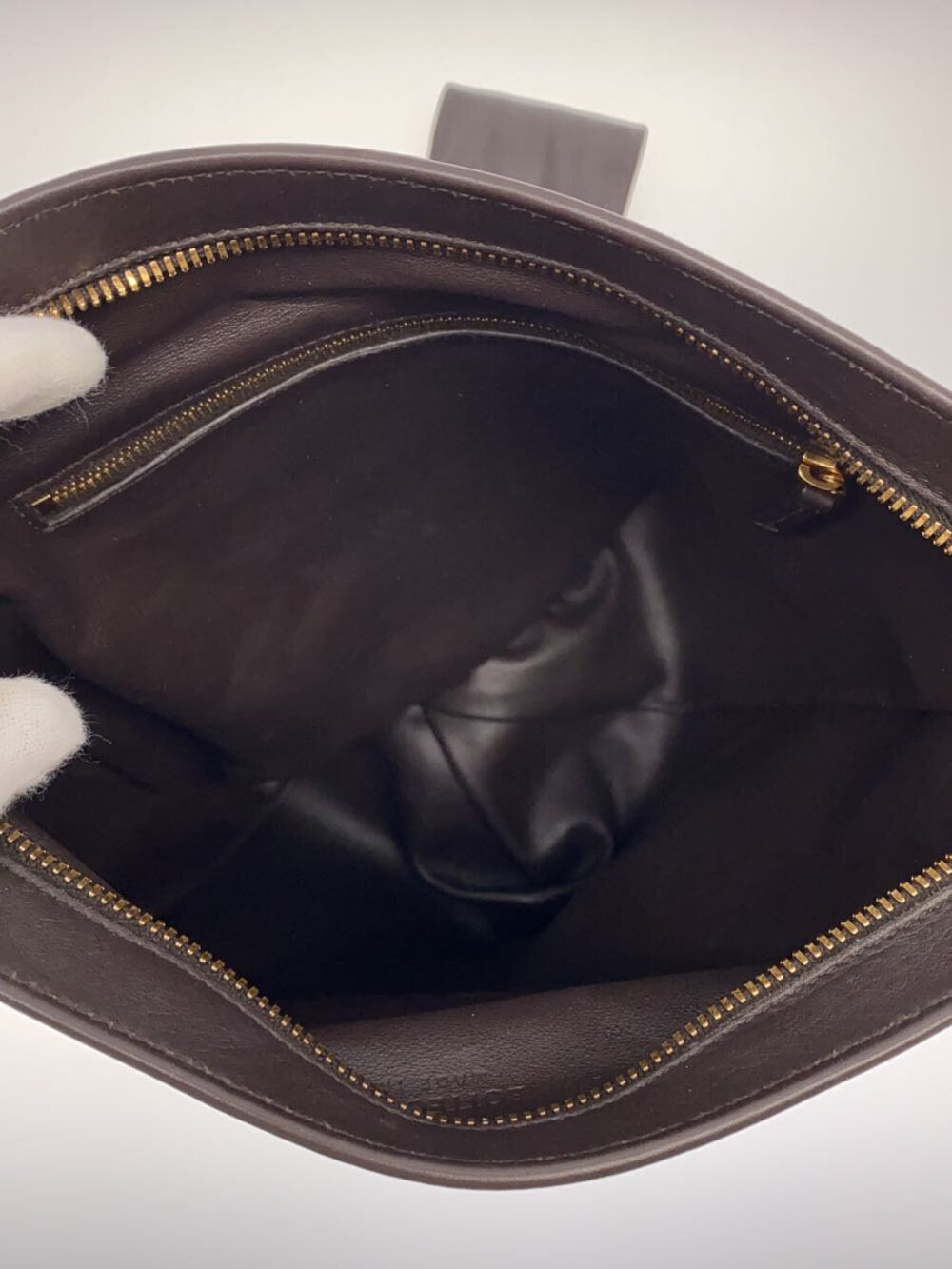 BOTTEGA VENETA TWIST BAG Leather Brown - Picture 6 of 6